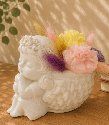 Îngeraș cu Flori Decorative